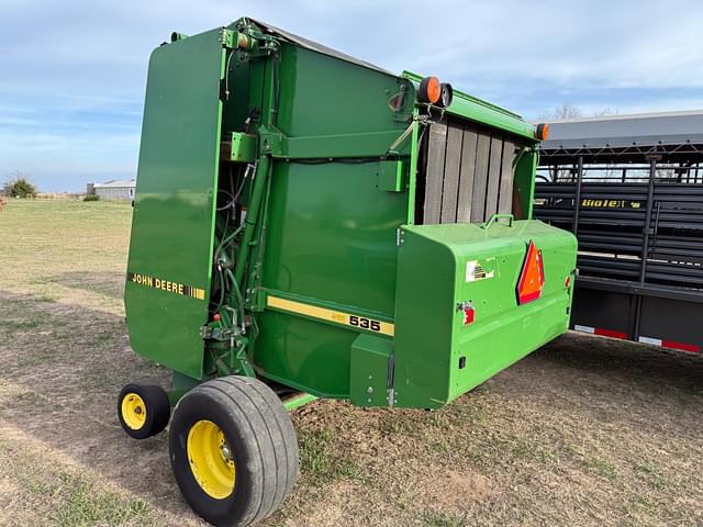 Image of John Deere 535 equipment image 4