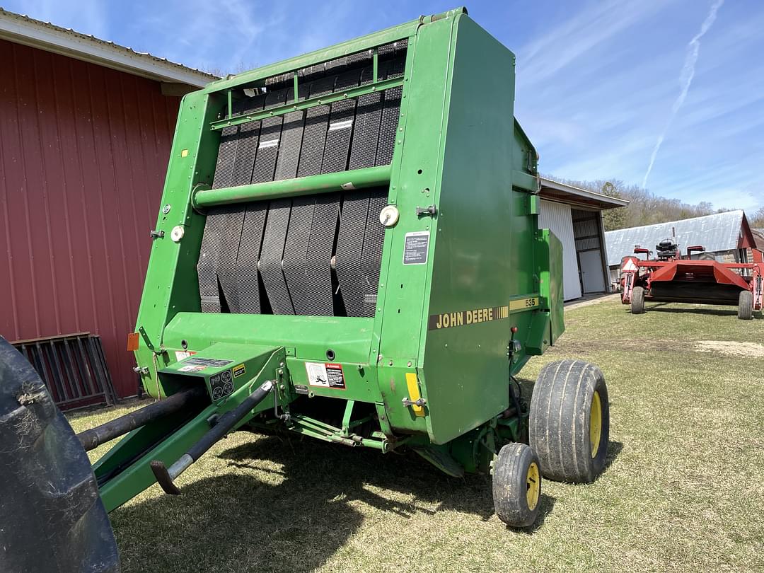 Image of John Deere 535 Primary image