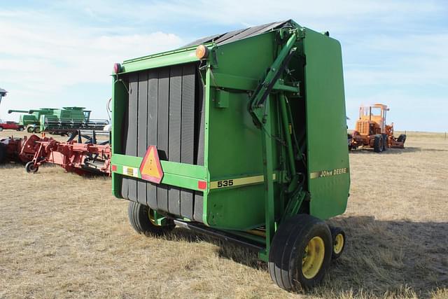 Image of John Deere 535 equipment image 3