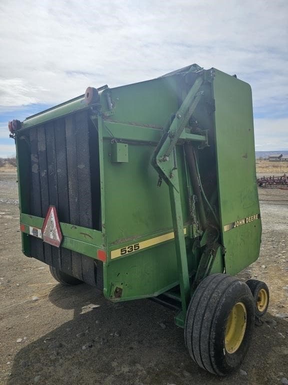 Image of John Deere 535 equipment image 3
