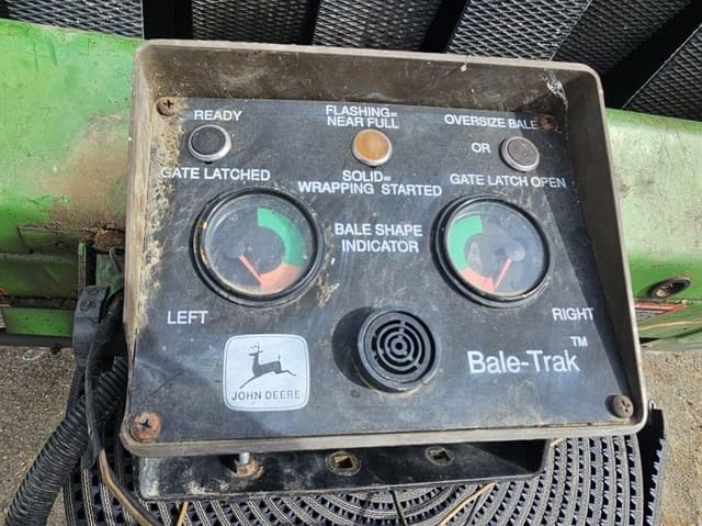 Image of John Deere 535 equipment image 4