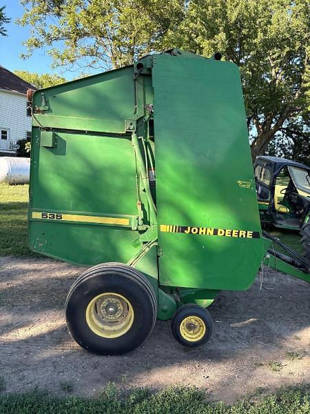 Image of John Deere 535 equipment image 2