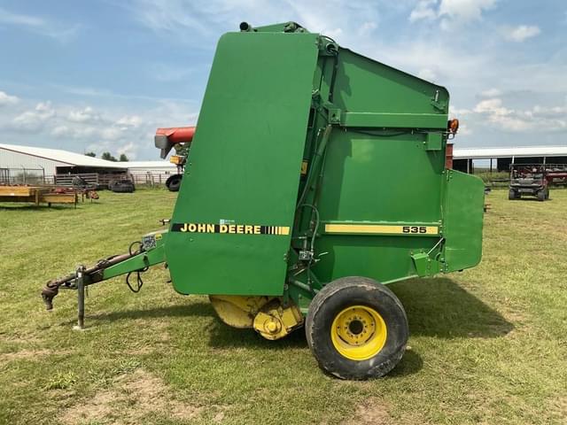 Image of John Deere 535 equipment image 1