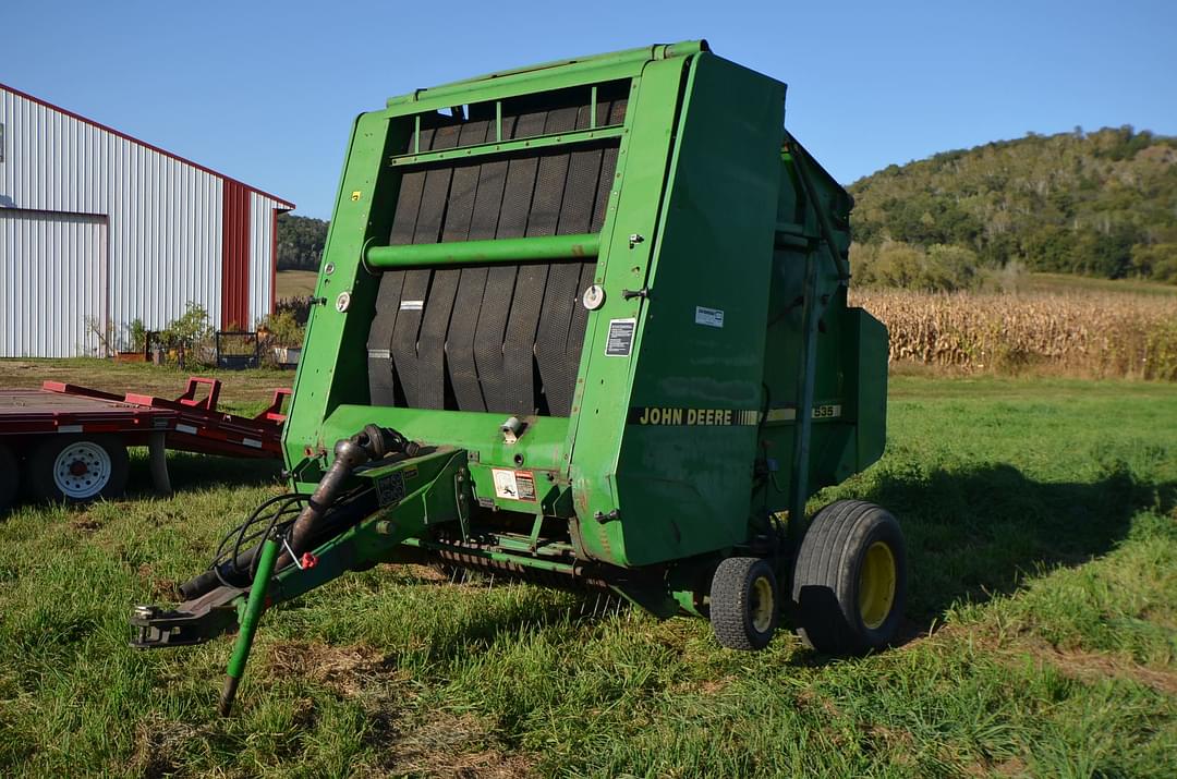 Image of John Deere 535 Primary image