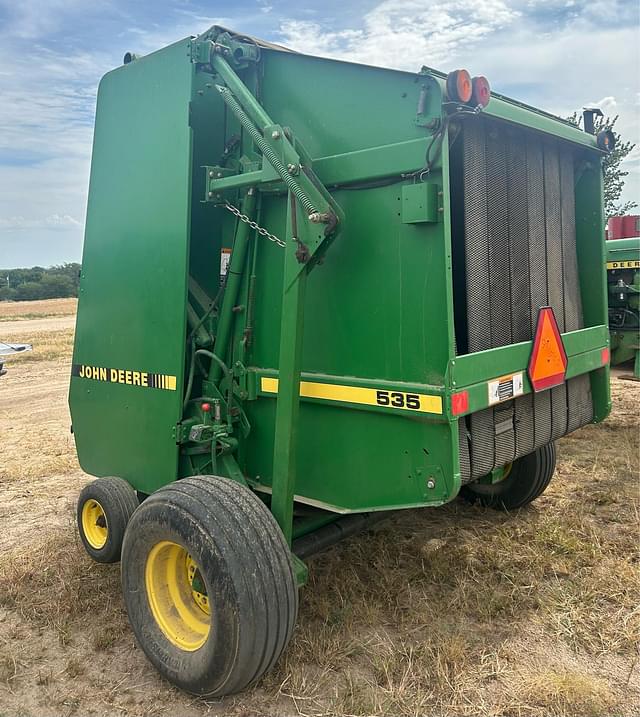 Image of John Deere 535 equipment image 3