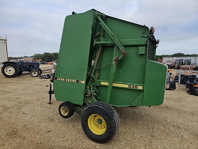 Image of John Deere 535 equipment image 4