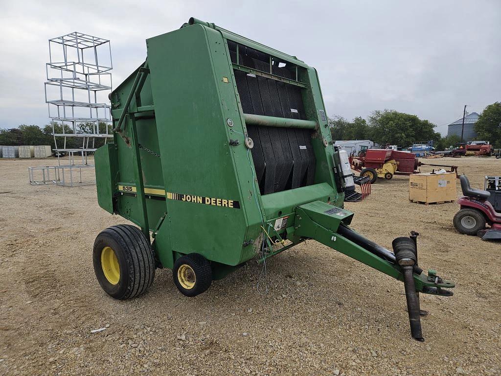 Image of John Deere 535 Primary image