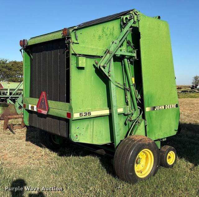 Image of John Deere 535 equipment image 3