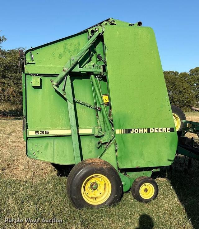 Image of John Deere 535 equipment image 2