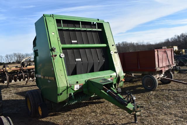 Image of John Deere 535 equipment image 2