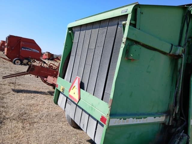 Image of John Deere 535 equipment image 4