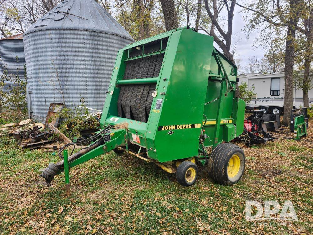Image of John Deere 535 Primary image