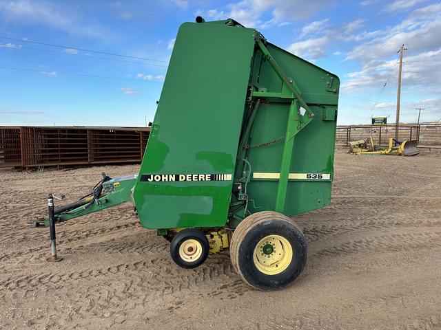 Image of John Deere 535 equipment image 2