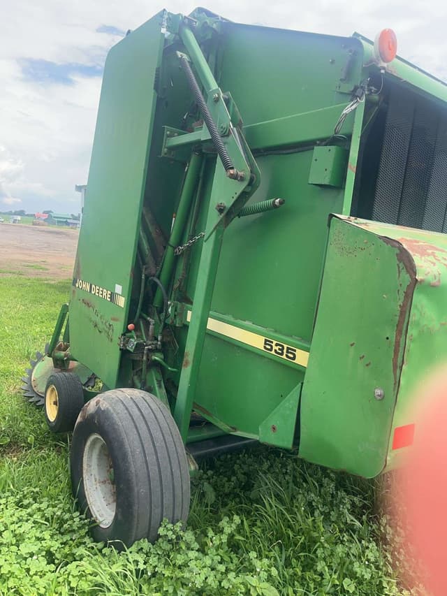Image of John Deere 535 equipment image 4