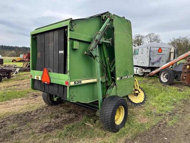 Image of John Deere 535 equipment image 2
