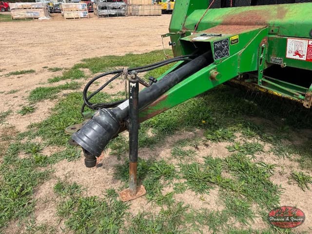Image of John Deere 535 equipment image 4