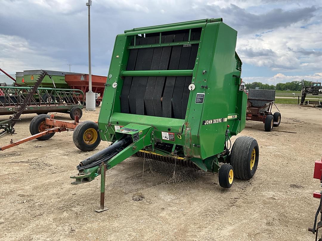Image of John Deere 535 Primary image
