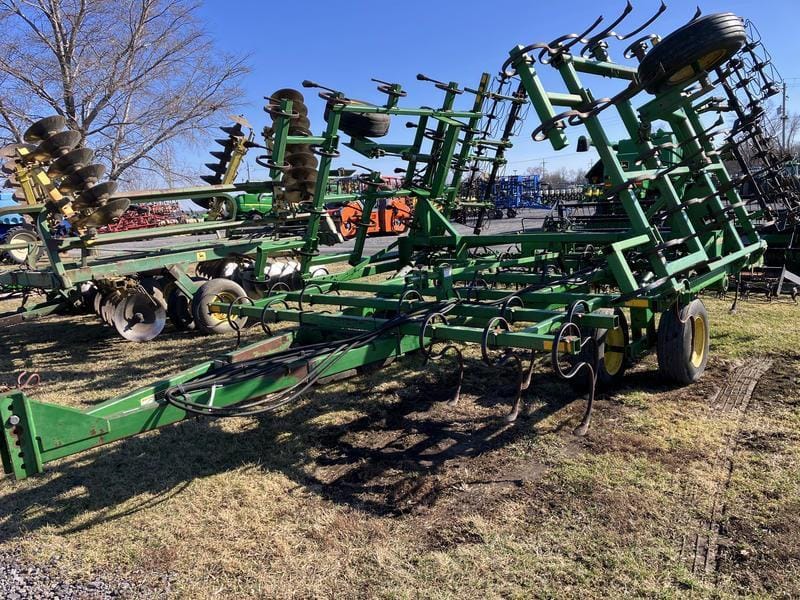 John Deere 960 Equipment Image0