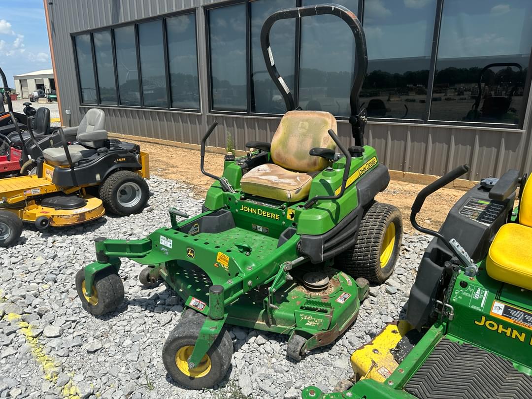Image of John Deere Z820 Primary image