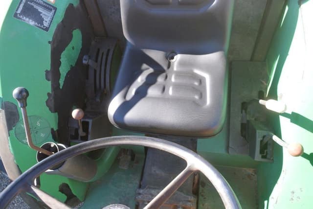 Image of John Deere 5400 equipment image 4