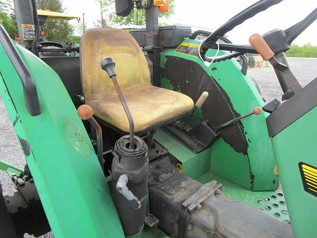 Image of John Deere 5400 equipment image 4