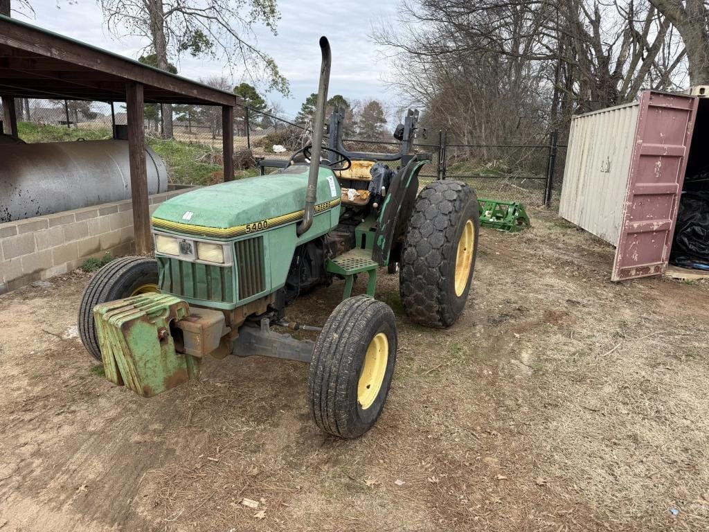 John Deere 5400 Equipment Image0