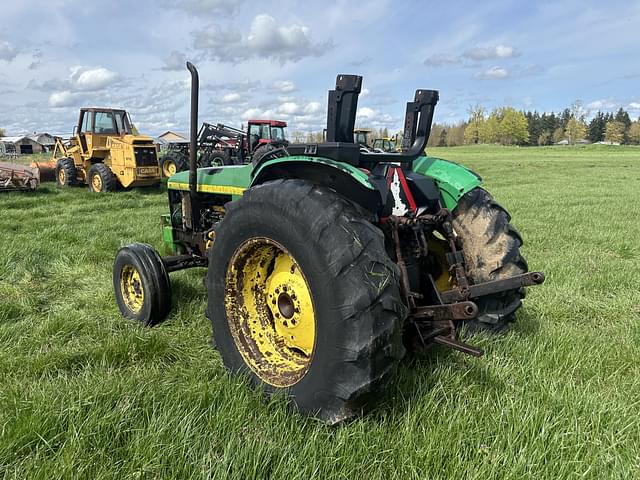 Image of John Deere 5400 equipment image 2