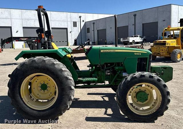 Image of John Deere 5403 equipment image 3