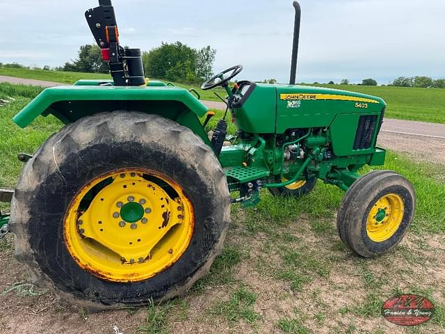 Image of John Deere 5403 equipment image 2