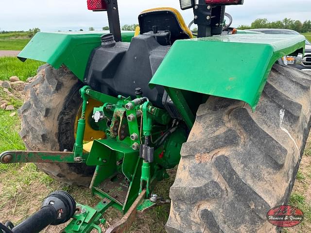 Image of John Deere 5403 equipment image 3