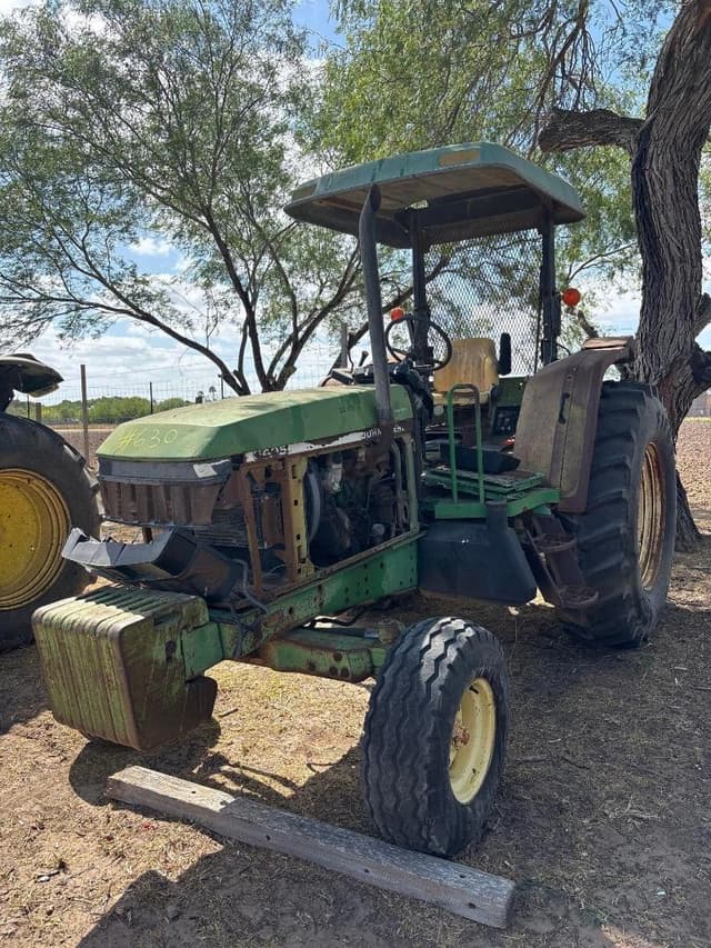 Image of John Deere 6405 equipment image 1
