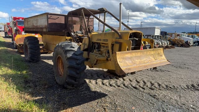 Image of John Deere 540A equipment image 1