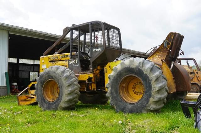 Image of John Deere 540B equipment image 2