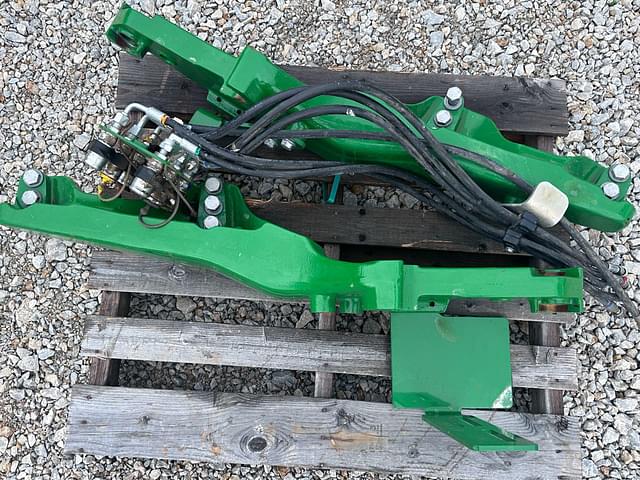 Image of John Deere 540M equipment image 3