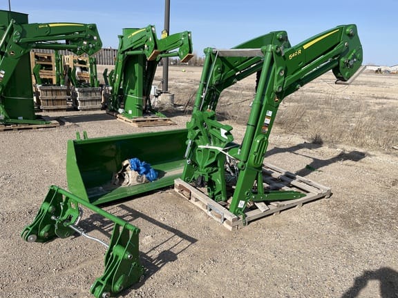 John Deere 540R Equipment Image0