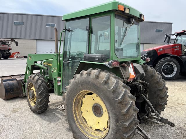 Image of John Deere 5410 equipment image 4