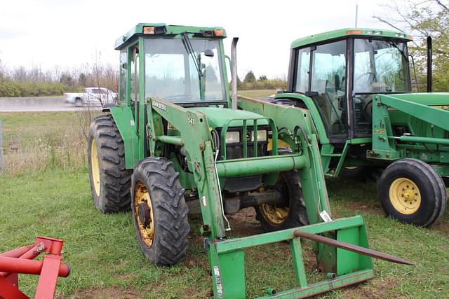 Image of John Deere 5410 equipment image 2