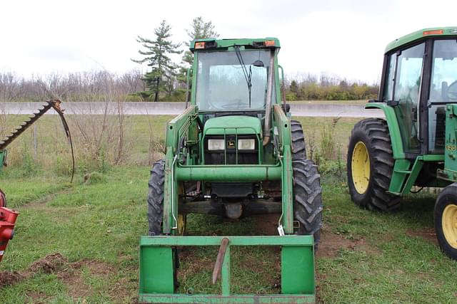 Image of John Deere 5410 equipment image 1