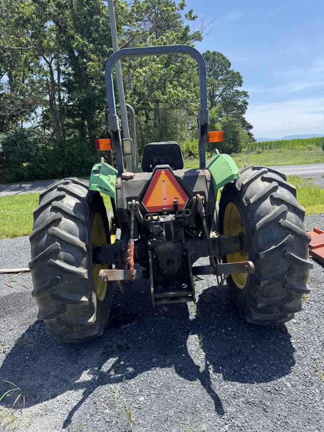 Image of John Deere 5410 equipment image 2