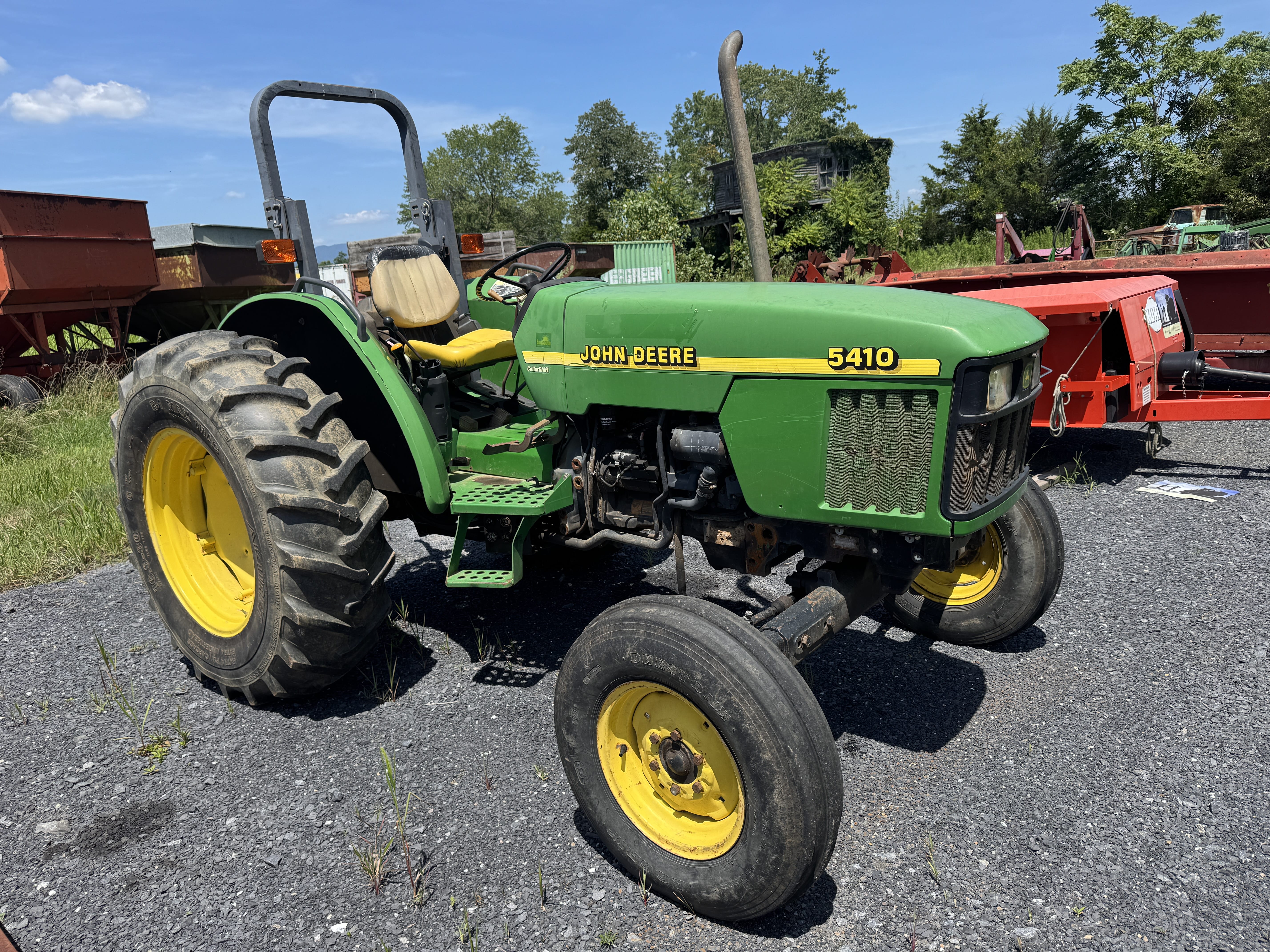 John Deere 5410 Equipment Image0