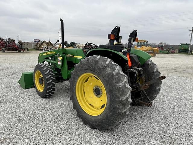 Image of John Deere 5410 equipment image 2