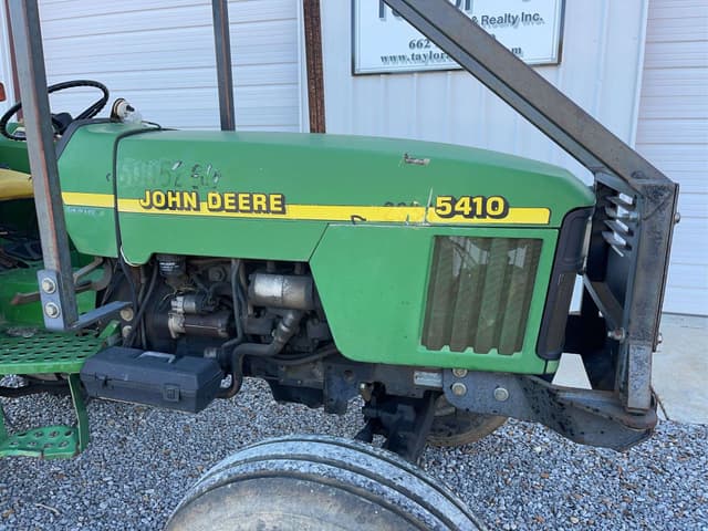 Image of John Deere 5410 equipment image 2