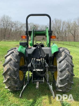 Image of John Deere 5410 equipment image 2