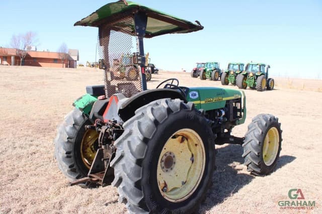 Image of John Deere 5410 equipment image 2
