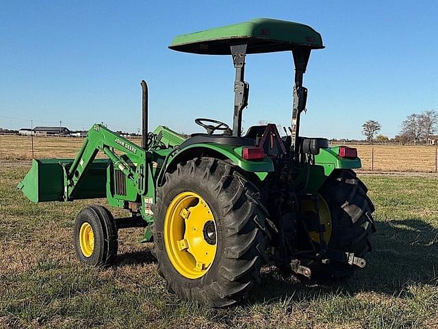 Image of John Deere 5420 equipment image 2