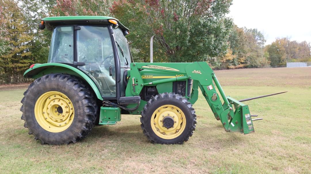Image of John Deere 5420 Primary image
