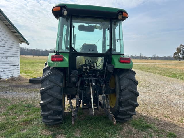 Image of John Deere 5420 equipment image 4