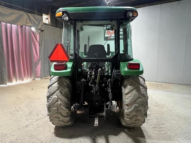 Image of John Deere 5420 equipment image 3