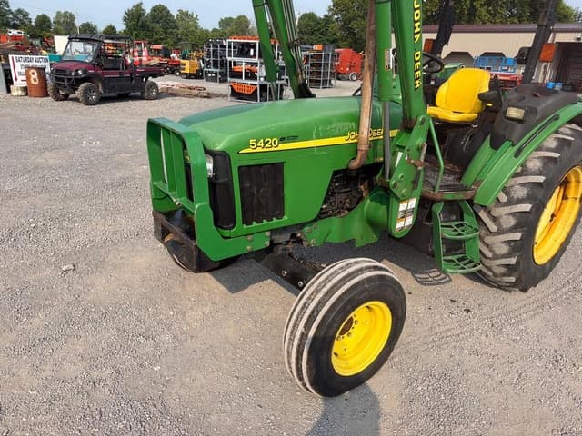Image of John Deere 5420 equipment image 2
