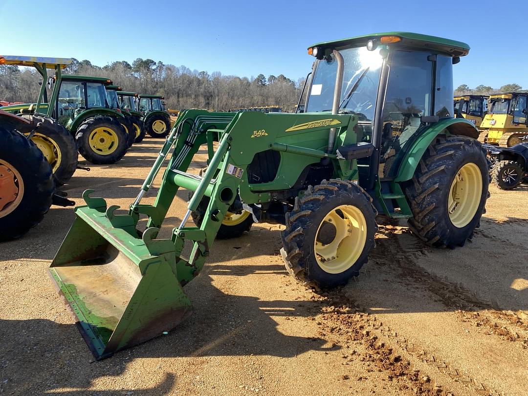 Image of John Deere 5425 Primary image